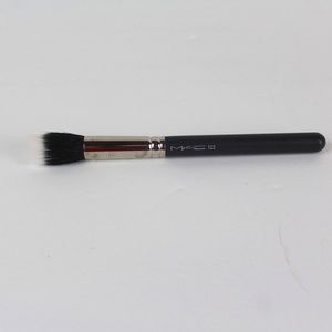 MAC 188 small duo fibre face brush makeup discont